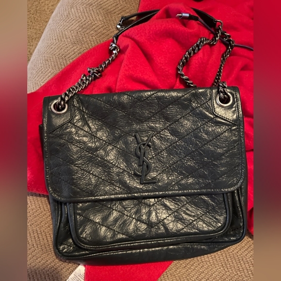 YSL Saint Laurent Niki Medium Chain Bag In Crinkled Vintage Leather-DARK GREEN - Picture 5 of 11